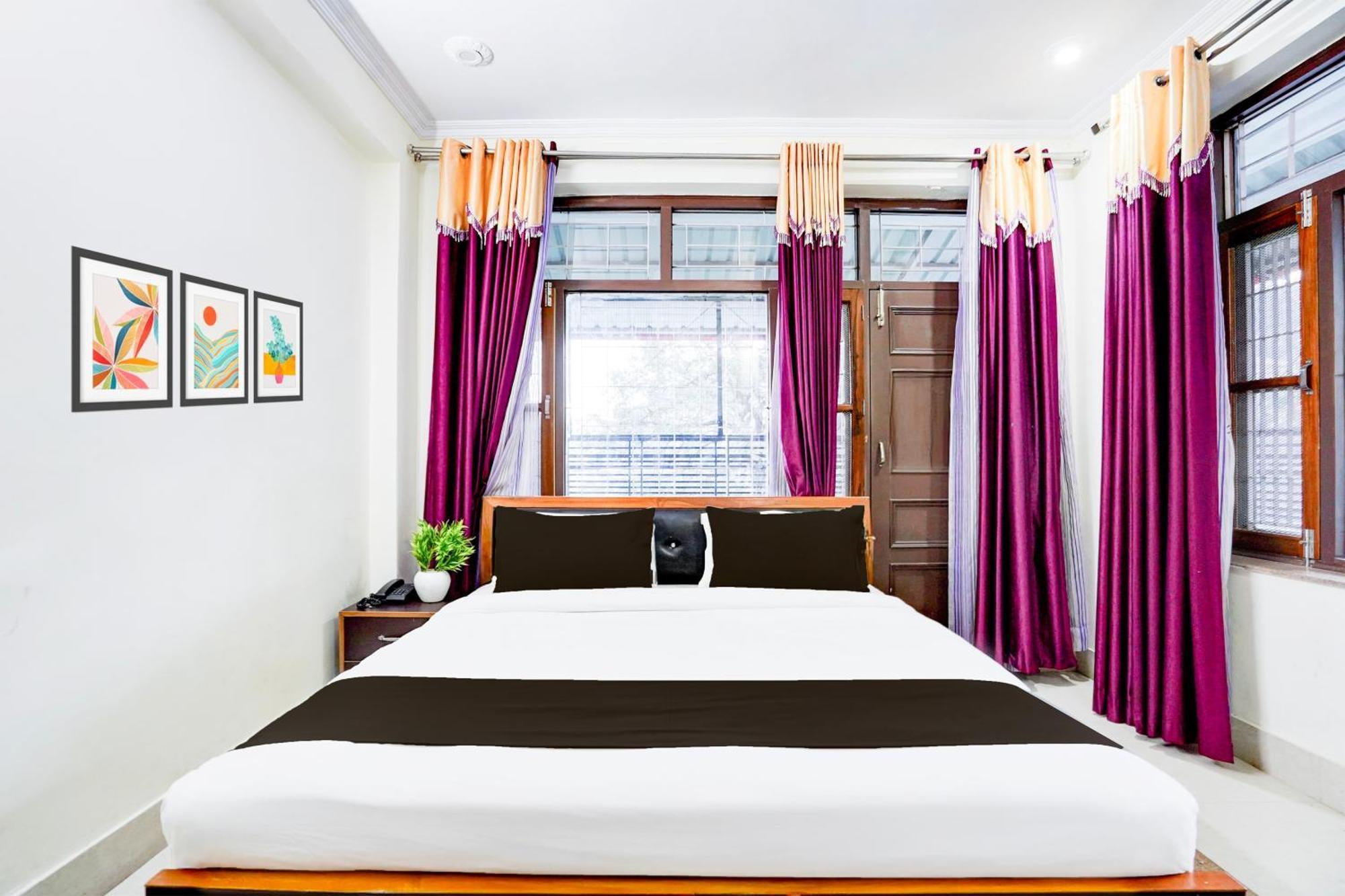 Super Townhouse Mall Road Near Library Chowk Mussoorie Exterior photo