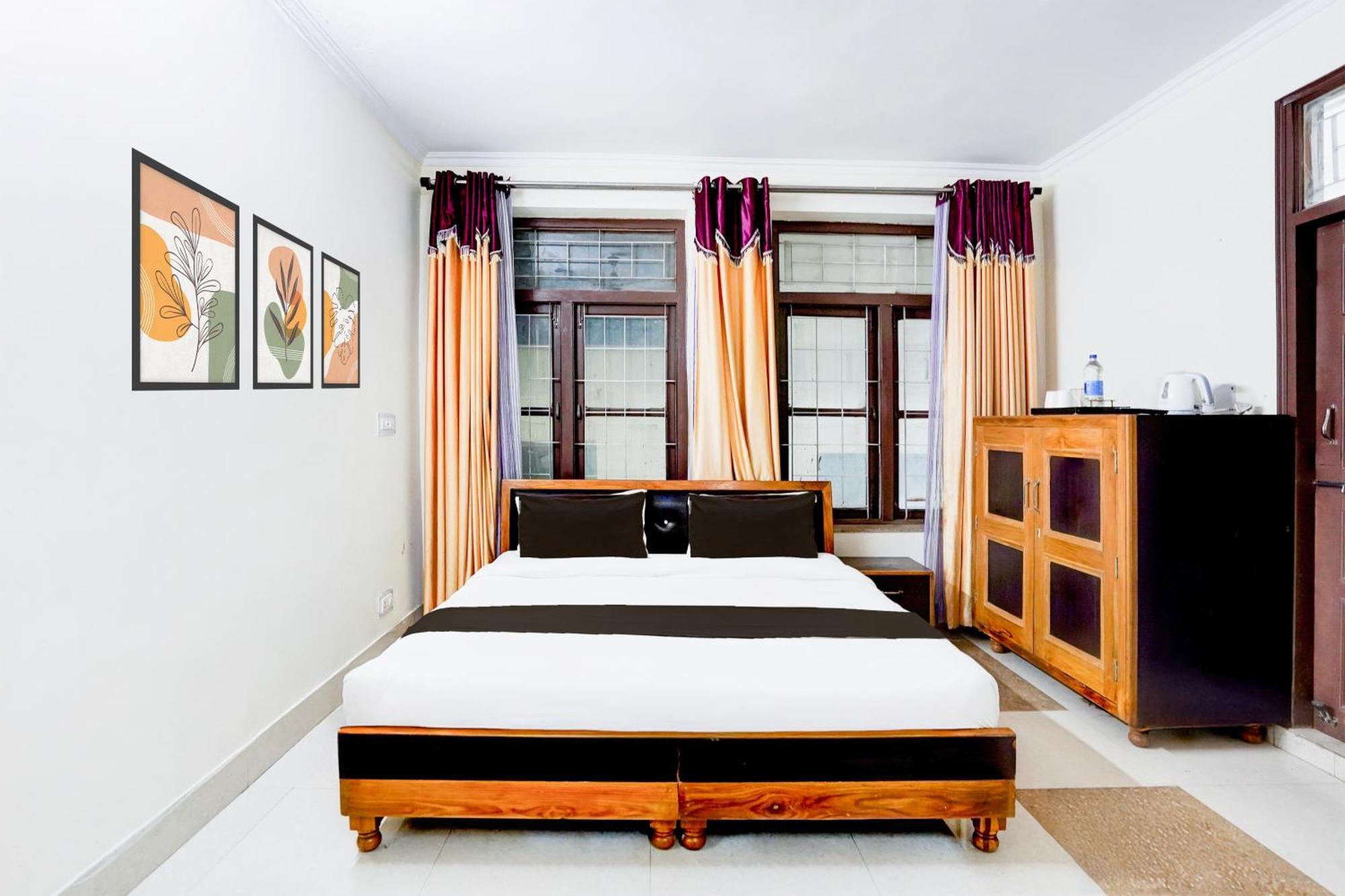 Super Townhouse Mall Road Near Library Chowk Mussoorie Exterior photo
